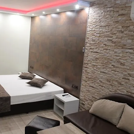 Elit Apartamento *